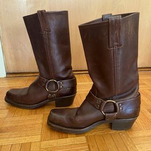 Frye Boots Dark Brown 8M